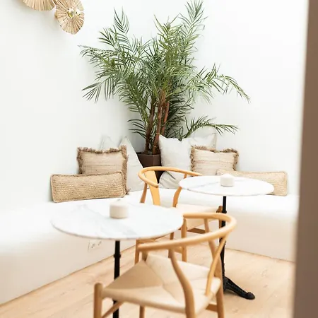 Hotel By Jova