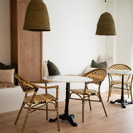 ホテル By Jova エル・カンページョ